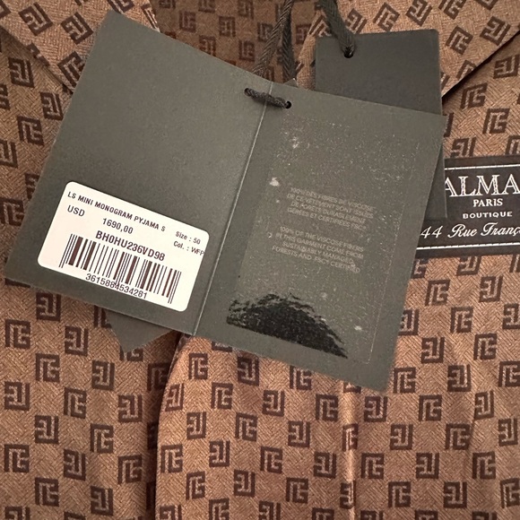 Balmain
Mini Monogram Pajama Shirt 40us 50 - Picture 14 of 14
